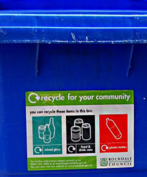 Self-Adhesive – Recycling Self-adhesive recycling self-adhesive label on bin